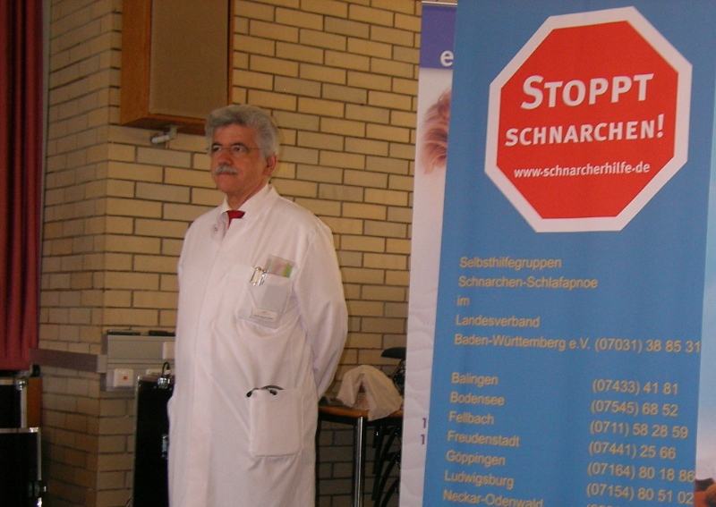 Exkursion des LVBW in die Klinik Löwenstein im Mai 2011 mit Besichtigung des Schlaflabors und des Atemzentrums. Diskussion mit Chefarzt Professor Dr. Ulrich Wagner